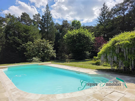 Property with pool 3