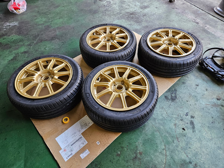 インプレッサ WRX STIのDefi・インプレッサWRXSTI・６月もよろしくお願いします・3連メーター取付に関するカスタム事例の投稿画像6枚目