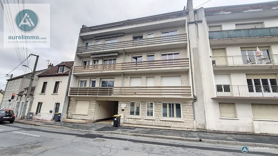 Vente appartement 2 pièces 51 m² à Montluçon (03100), 47 000 €