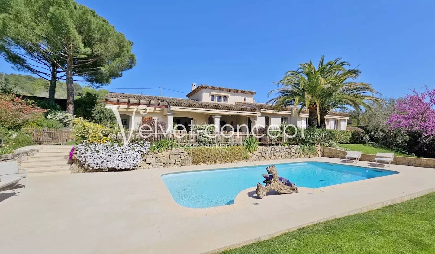 Villa avec piscine Châteauneuf-Grasse