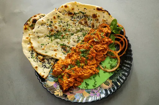 Soya Masala Chaap With Butter Naan