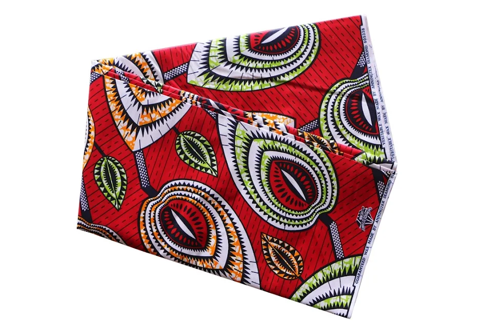 Afrikaanse etnische batik dubbelzijdig bedrukte katoenen stof Perfect voor kleding, quilts, knutselen en interieurdecoratie. Ontwerp unieke items.