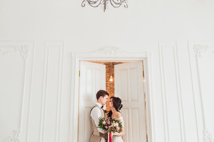 Photographe de mariage Lidiya Sidorova (kroshkaliliboo). Photo du 2 décembre 2016