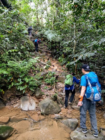 Gunung Nuang via Pangsun Lolo Falls 2nd River Crossing