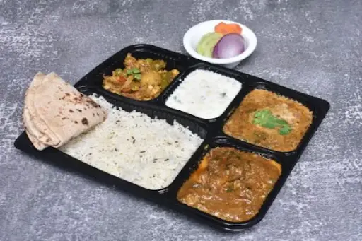 Non Veg Deluxe Thali