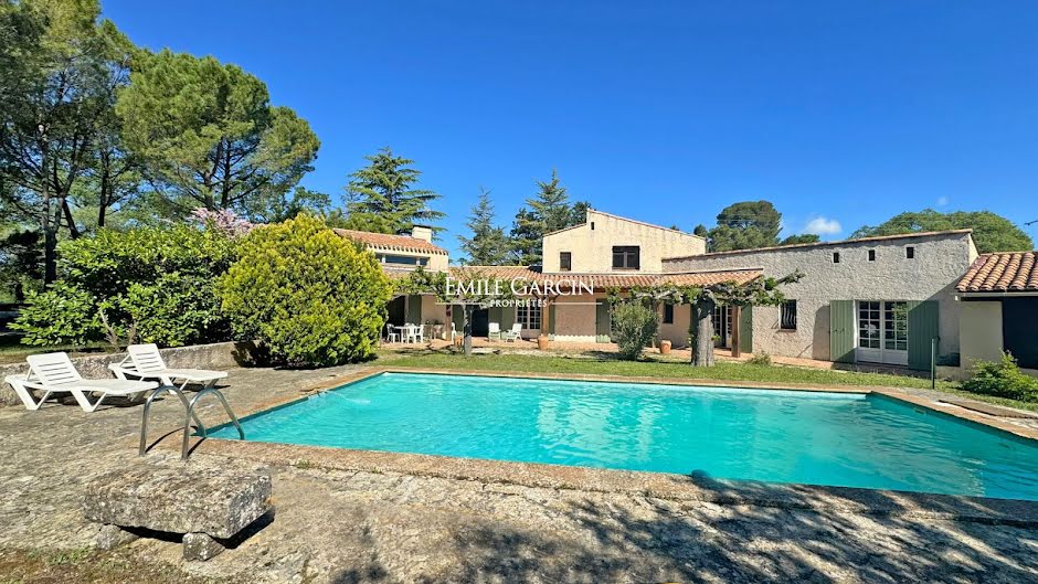 Vente maison 8 pièces 200 m² à Aix-en-Provence (13090), 1 450 000 €