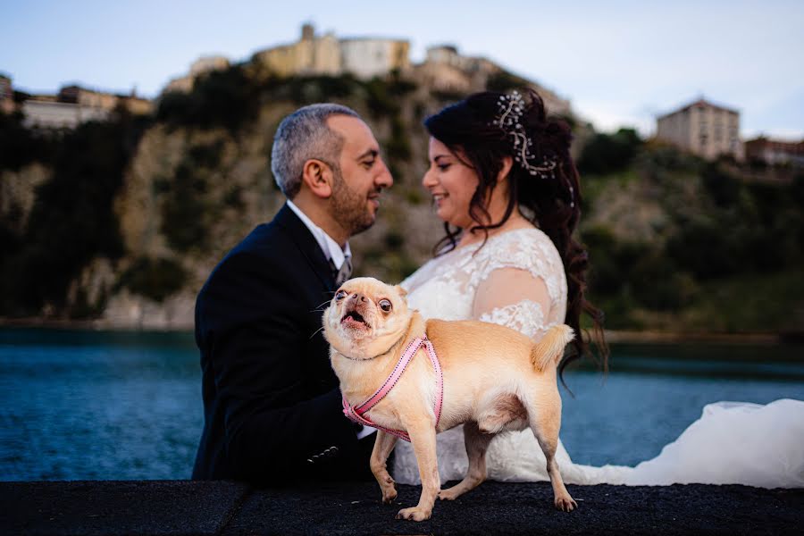 Fotografo di matrimoni Gennaro Longobardi (gennaro23). Foto del 5 dicembre 2022