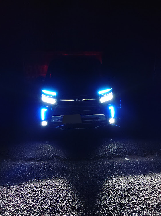 ムーヴカスタムのシーケンシャルウィンカー+デイライト・あけましておめでとうございます・今年もよろしくお願いしますに関するカスタム事例の投稿画像5枚目