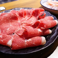嗑肉石鍋(西門店)