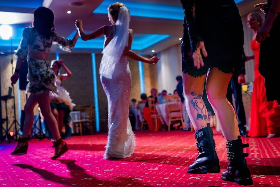 Fotógrafo de casamento Laurentiu Nica (laurentiunica). Foto de 22 de julho 2019