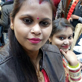 Sandhiya Kumari at Oberoi Garment Store, Beadonpura,  photos