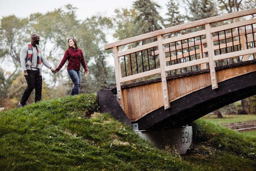 Hääkuvaaja Aj Batac (ajbatac). Kuva otettu 19. syyskuuta 2019