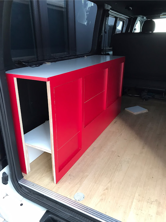 レジアスエースバンのDIY・洗車に関するカスタム事例の投稿画像1枚目