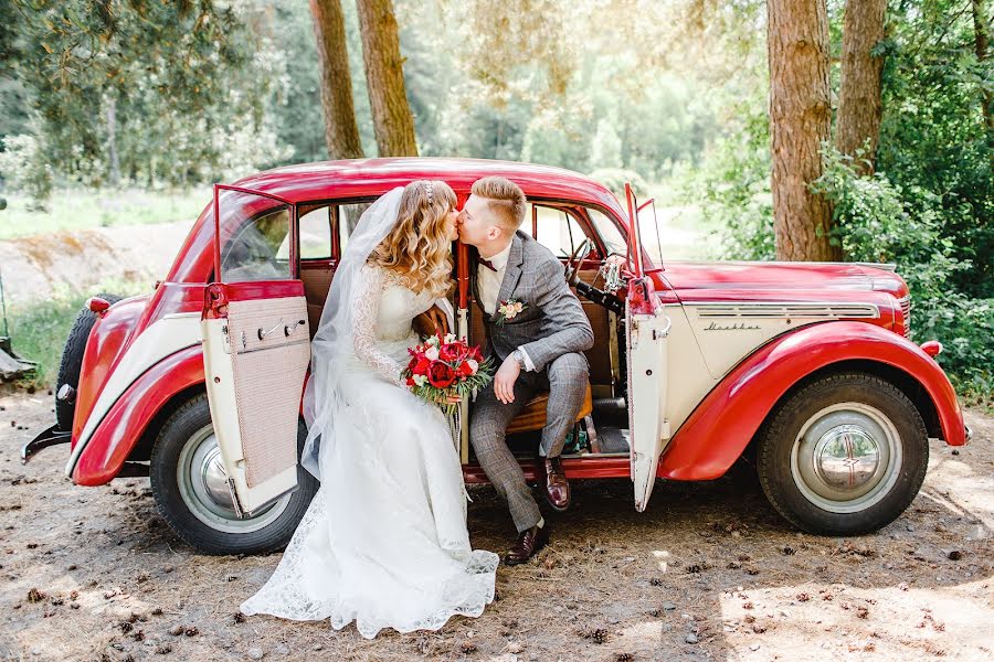 Fotografo di matrimoni Andrey Dulebenec (dulebenets). Foto del 11 aprile 2018