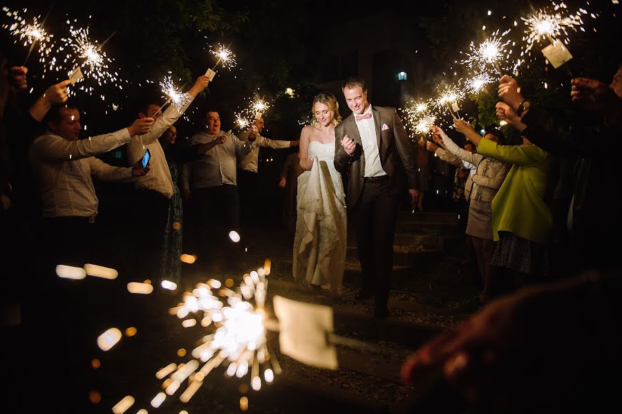 Fotógrafo de casamento Dmitriy Gvozdik (gvo3d). Foto de 16 de junho 2016