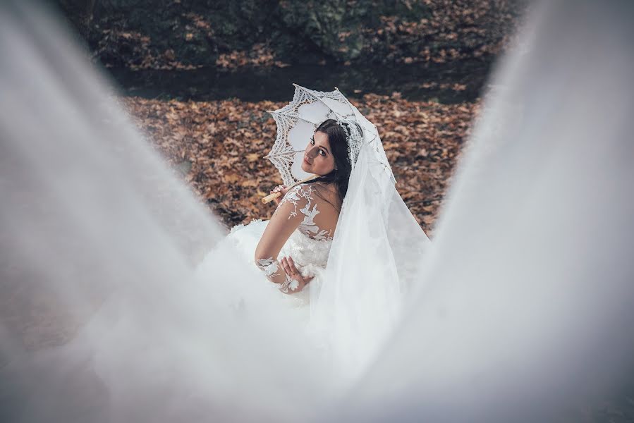 Wedding photographer Konstantinos Poulios (poulios). Photo of 30 March 2019