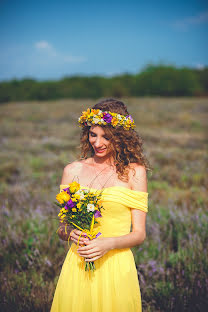 Fotógrafo de casamento Natalya Muzychuk (nmuzychuk). Foto de 1 de abril 2016