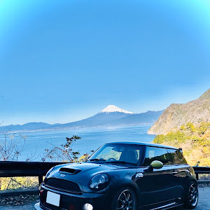 ミニ ハッチバック JCW