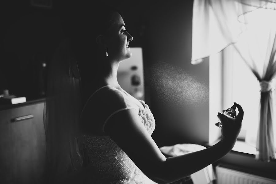 Fotografo di matrimoni Oktawia Guzy (sweetdreamstudio). Foto del 23 settembre 2019