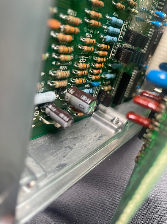 クラウンステーションワゴンのECU・キャニーエクイップ・不動車中・かわいそうだね😢に関するカスタム事例の投稿画像1枚目