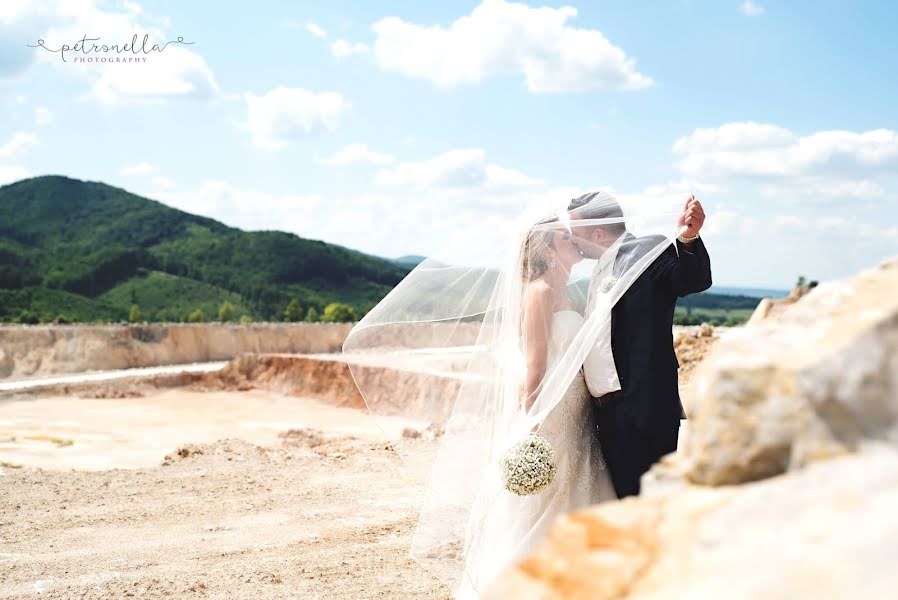 Fotograf ślubny Petronela Biksadska (petronellaphoto). Zdjęcie z 16 kwietnia 2019