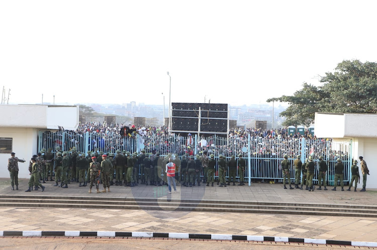 Kenyans throng Kasarani Stadium for inauguration of president elect William Ruto on September 13, 2022.
