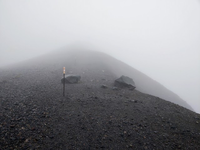 Tongariro Alpine Crossing Red Crater climb