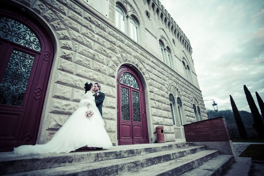 Fotografo di matrimoni Giulio Erbi (giulioerbi). Foto del 30 marzo 2014