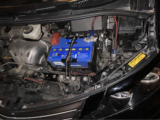エスティマ Acr50wのバッテリー交換 愛車 Panasonic カオスバッテリー エンジンかけながらに関するカスタム メンテナンスの投稿画像 車 のカスタム情報はcartune