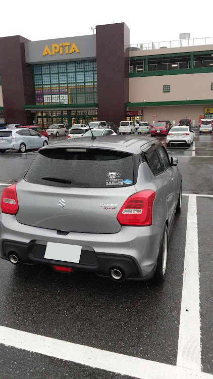 スイフトスポーツのガチャガチャ鬼回し隊・今年１年有り難うございました😄に関するカスタム事例の投稿画像1枚目