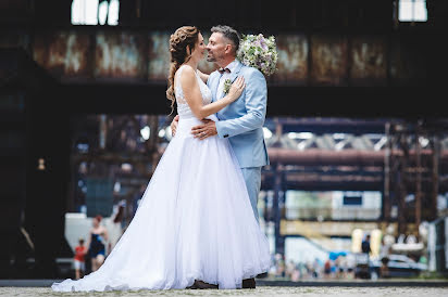 Fotógrafo de casamento Lucie Maceczková (luciemaceczkova). Foto de 21 de agosto 2021