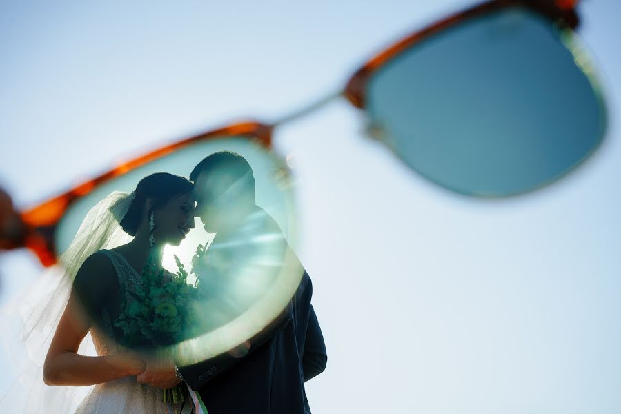 Fotografo di matrimoni Eduard Perov (edperov). Foto del 10 aprile 2021