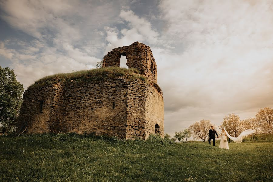 Fotografo di matrimoni Mihai Padurariu (mihaipadurariu). Foto del 14 maggio 2023