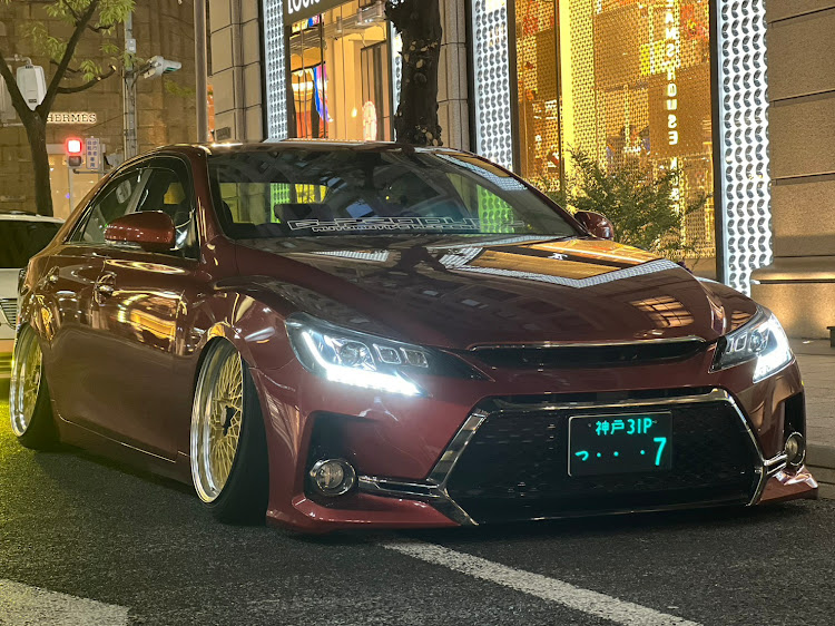 マークXのマークX 130系・マークX乗りと繋がりたい・セルシオ20後期・ナンバープレート隠しに関するカスタム事例の投稿画像5枚目