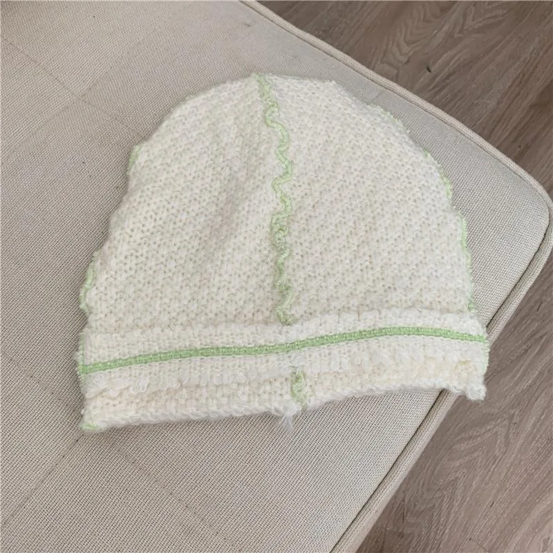 Chapéu de lã tricotado com protetor de ouvido