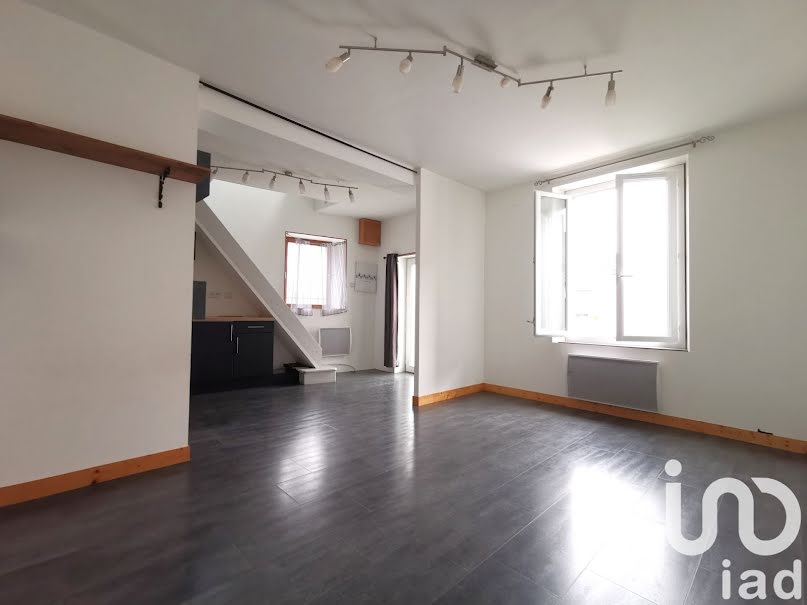 Vente duplex 2 pièces 37 m² à Saint-Piat (28130), 110 000 €