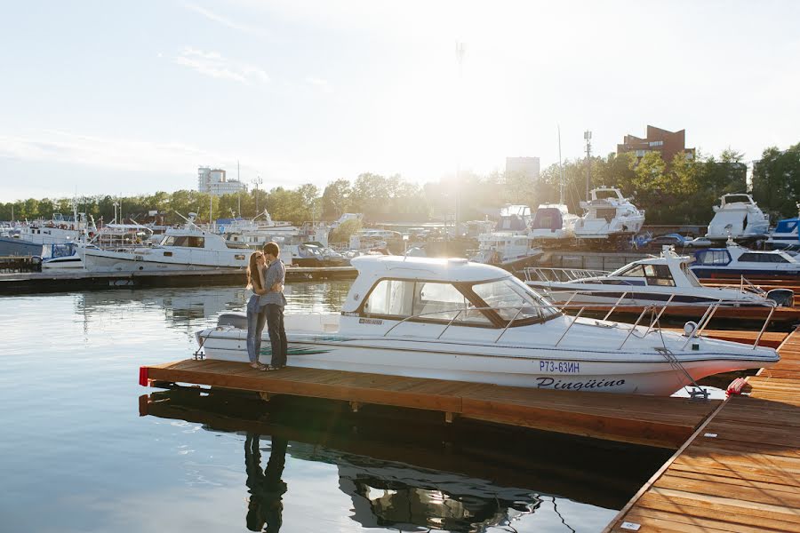 Fotografo di matrimoni Irina Seliverstova (waterlillly). Foto del 29 maggio 2015