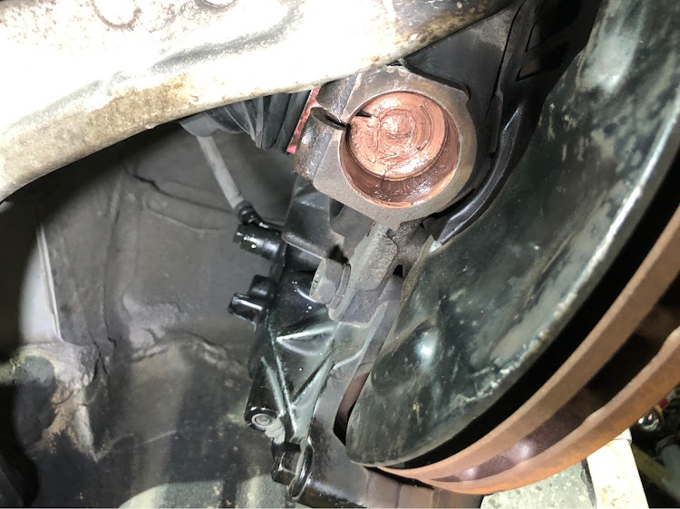 インプレッサ ハッチバックのロアボールジョイント交換・インプレッサWRXSTI・メーガンレーシング・ロールセンターアジャスター・整備に関するカスタム事例の投稿画像5枚目