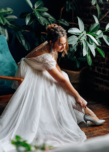 Wedding photographer Alena Stepanenko (alena1008). Photo of 5 February 2019