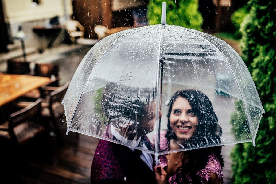 Fotógrafo de casamento Laurentiu Nica (laurentiunica). Foto de 26 de julho 2018