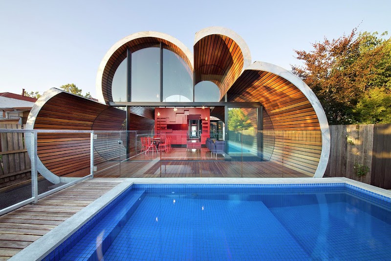 Casa Nube - McBride Charles Ryan