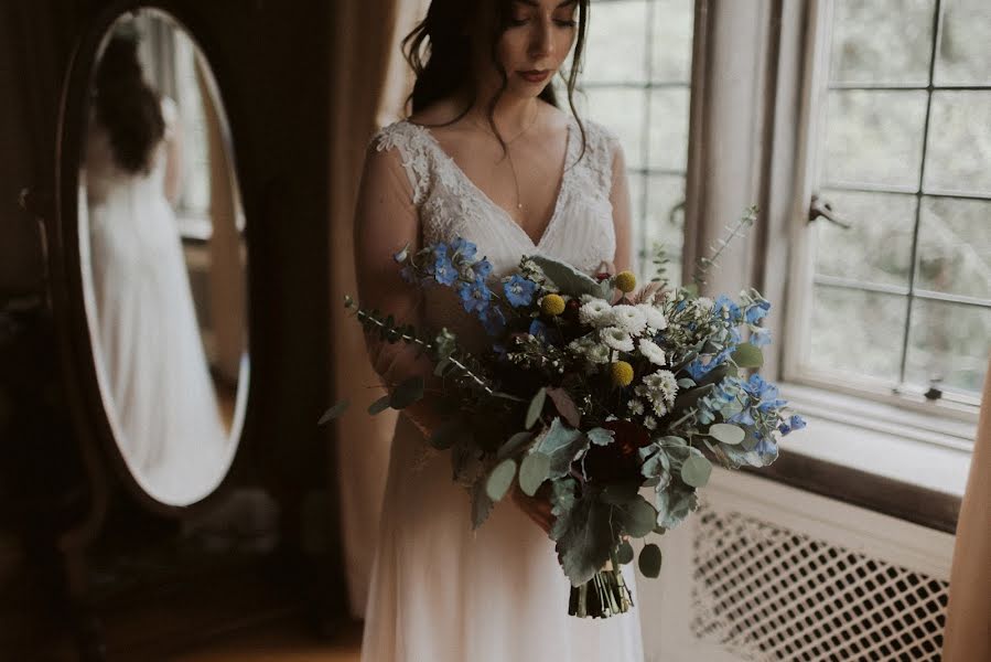 Fotografo di matrimoni Violet Short (violetshort). Foto del 8 settembre 2019