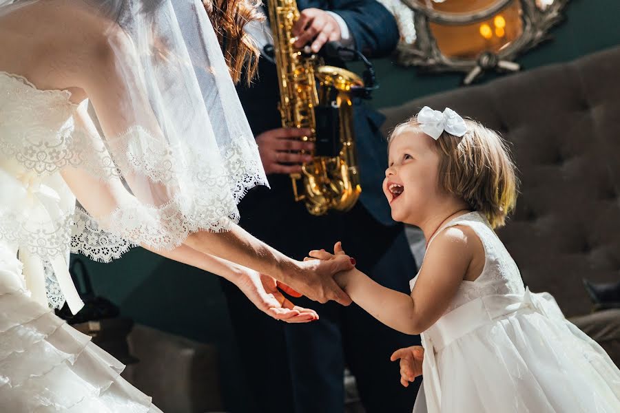 Photographe de mariage Anastasiya Kosareva (asheko). Photo du 15 avril 2018