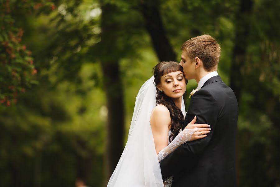 Fotografo di matrimoni Yuriy Pustinskiy (yurajivoy). Foto del 13 maggio 2017