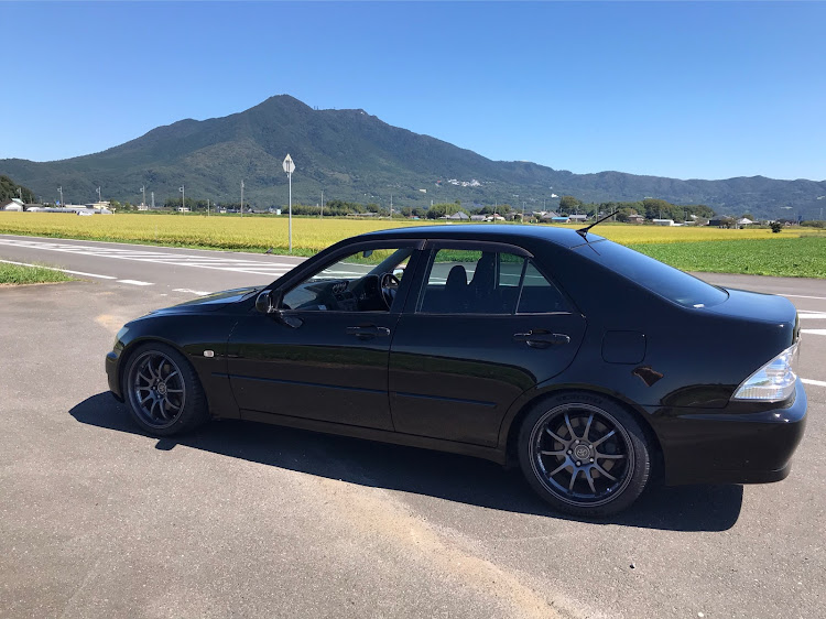 アルテッツァの真横・ドライブ・ホイール交換に関するカスタム事例の投稿画像6枚目