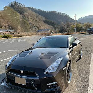 NISSAN GT-R R35