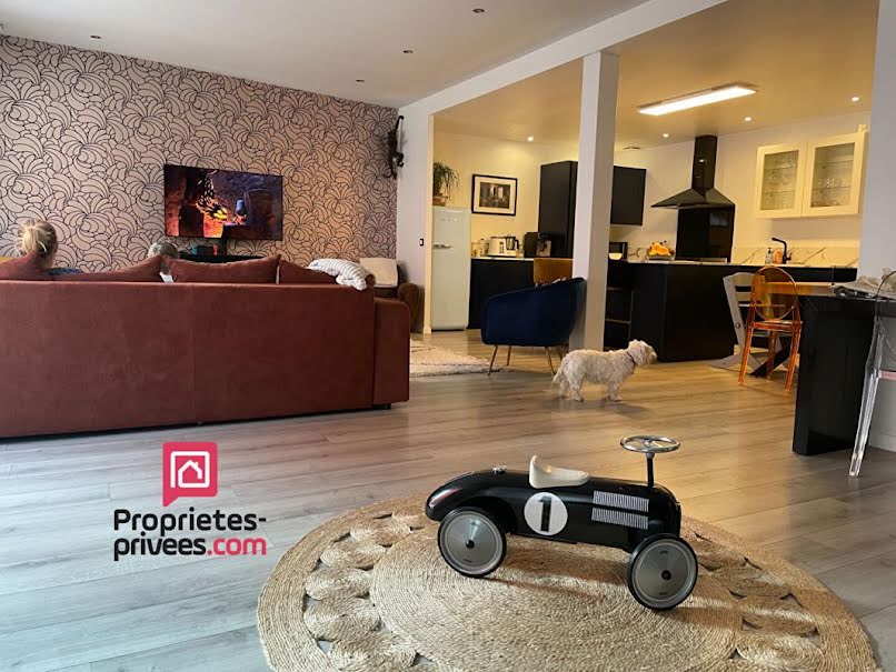 Vente maison 5 pièces 164 m² à Lille (59000), 362 000 €