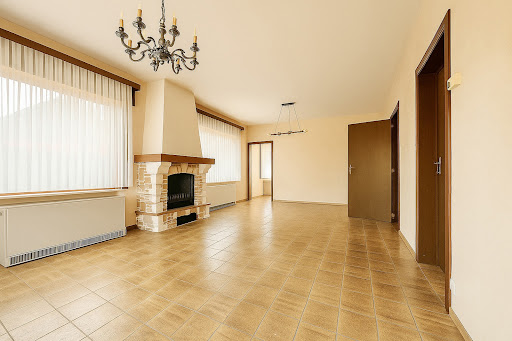 Villa with terrace 5