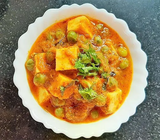 Matar Paneer