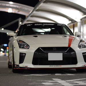NISSAN GT-R R35